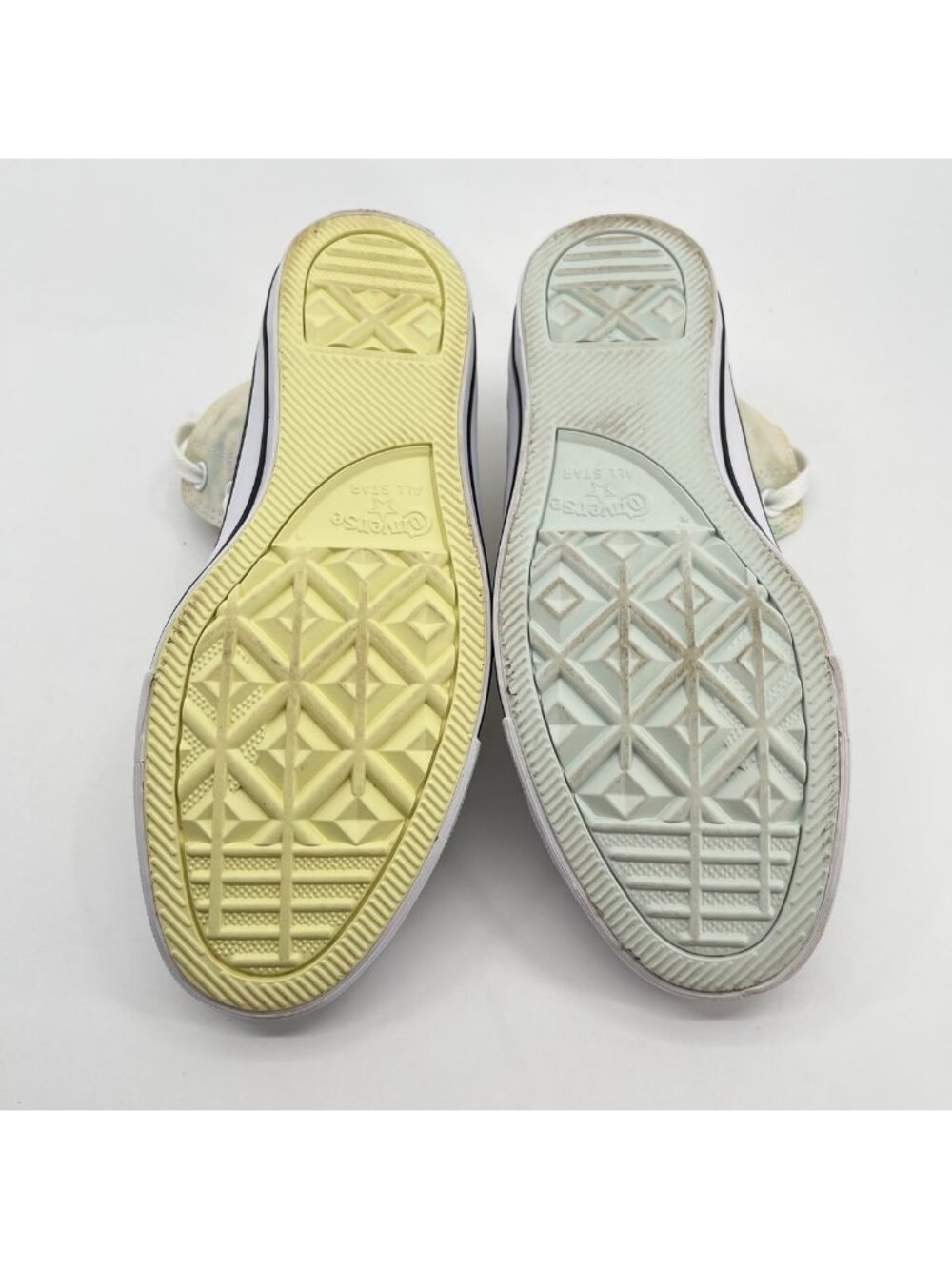 Converse Chuck Taylor All Star High Womens Size 8 White Athletic Shoes Sneakers - Picture 8 of 10